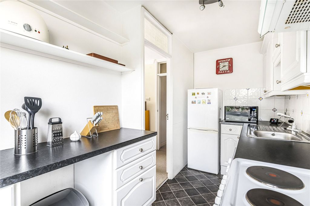 Property photo 2 of 15 Picture No. 07