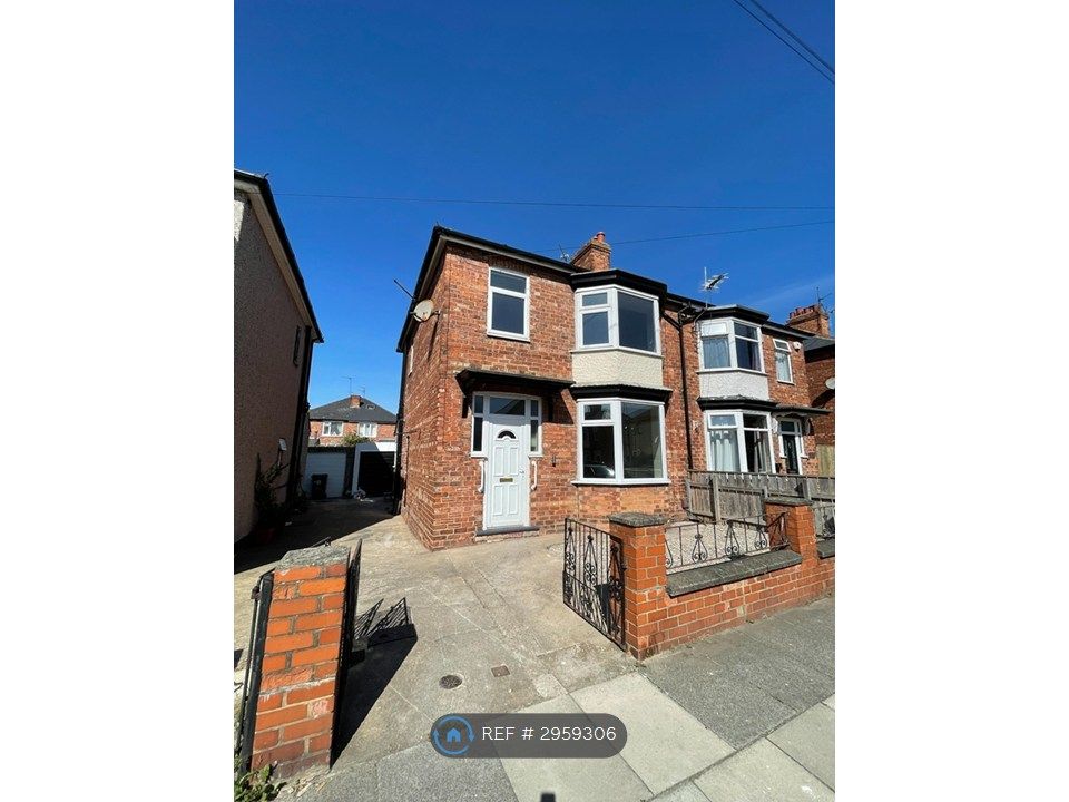Property photo 1 of 23
