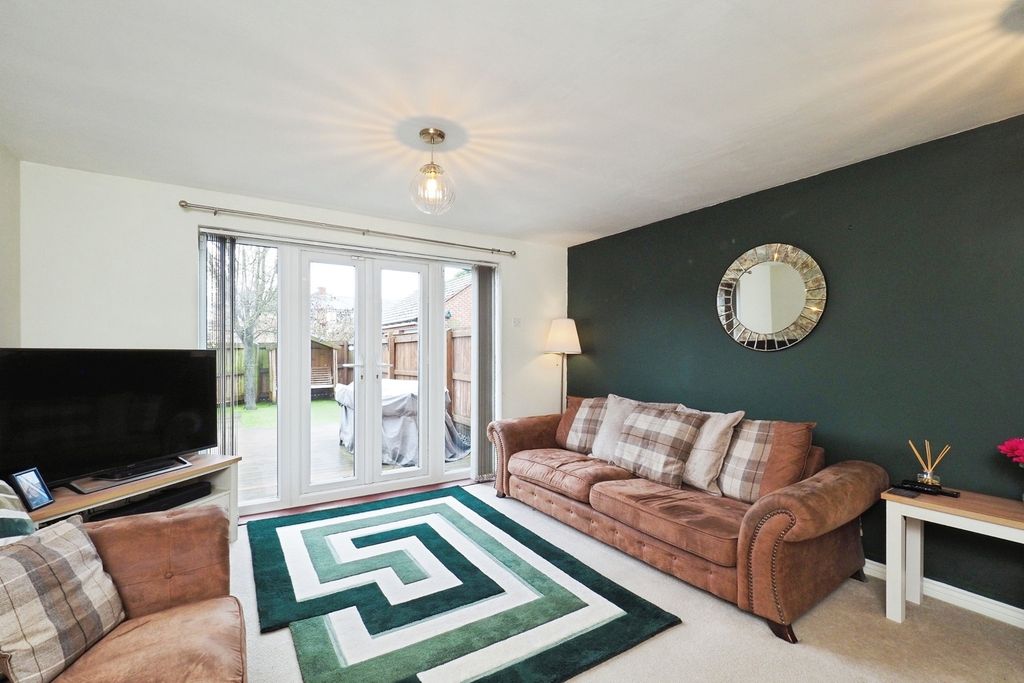 Property photo 2 of 14 Pbox-Img.Jpg