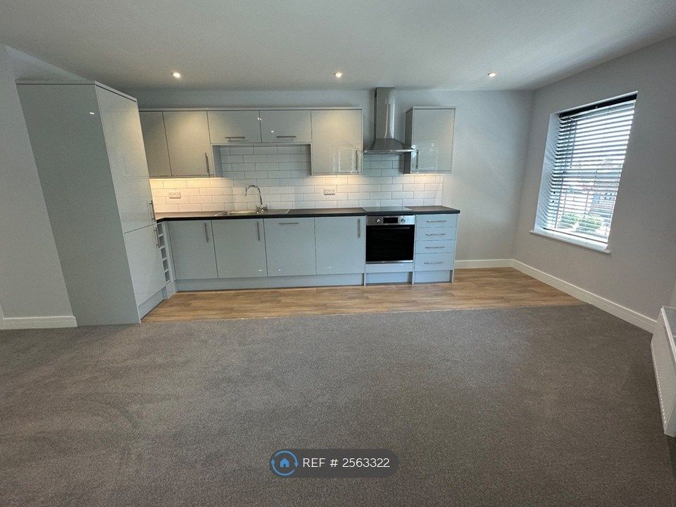 Property photo 1 of 15 Kitchen
