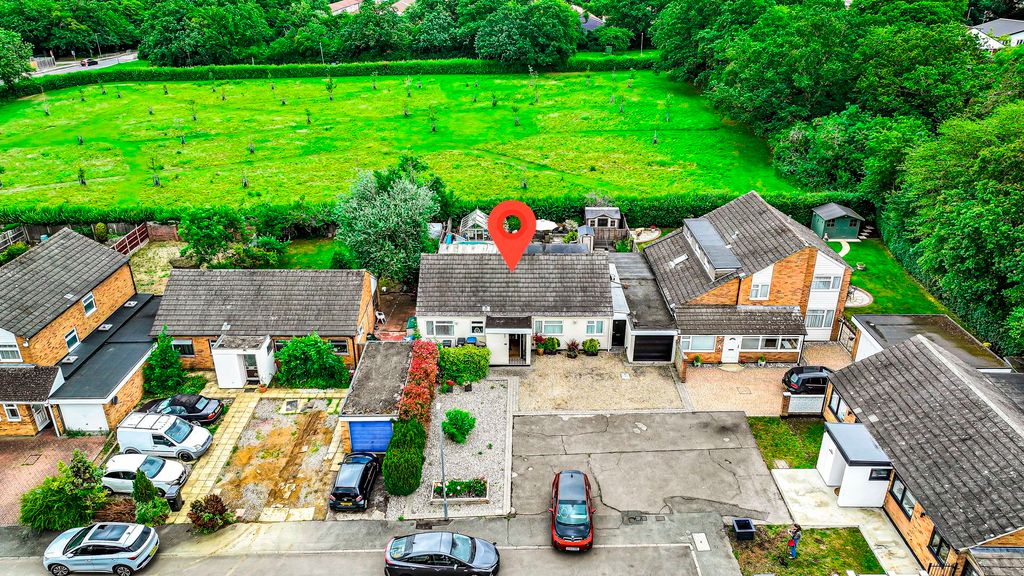Property photo 3 of 69