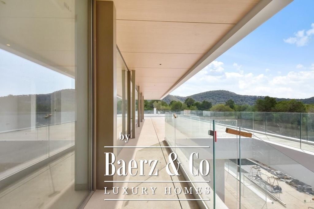 Property photo 2 of 33