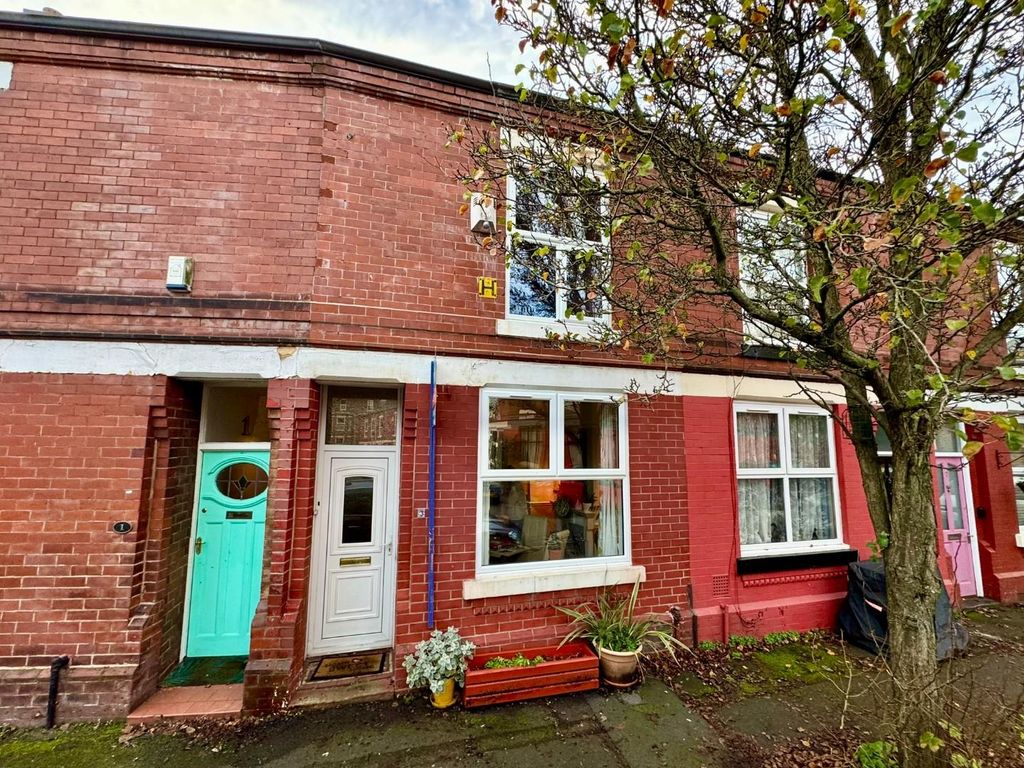 Property photo 1 of 18