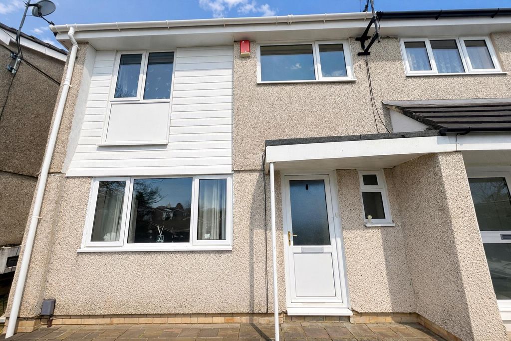 Property photo 1 of 15 Image