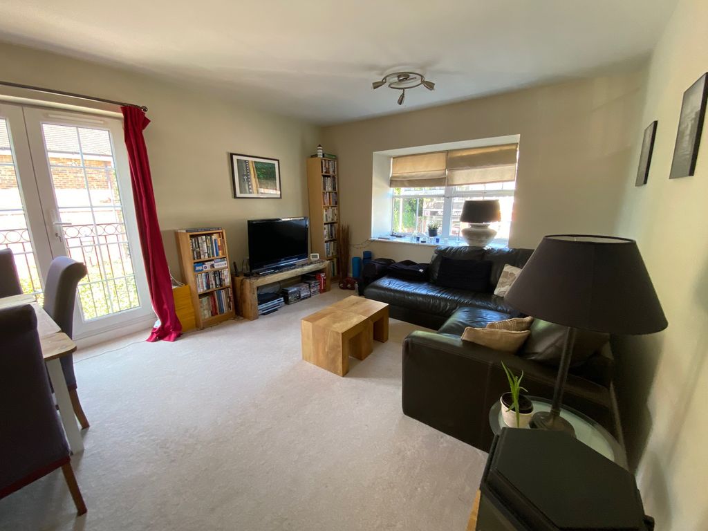 Property photo 2 of 7