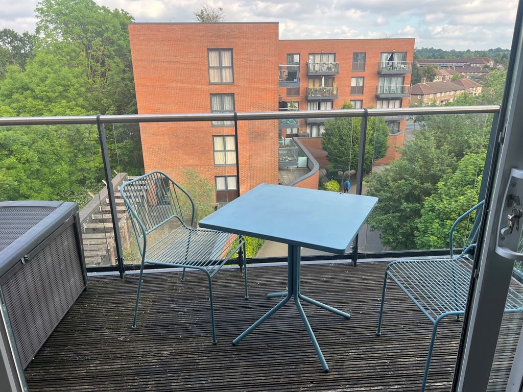 Property photo 3 of 11 Balcony