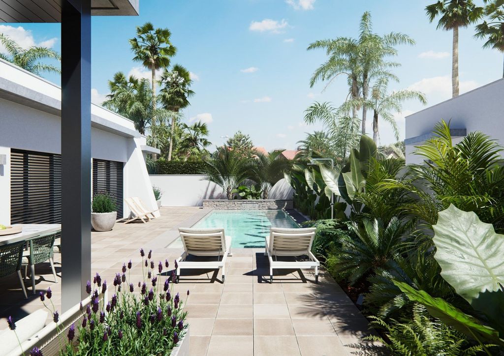 Property photo 2 of 28