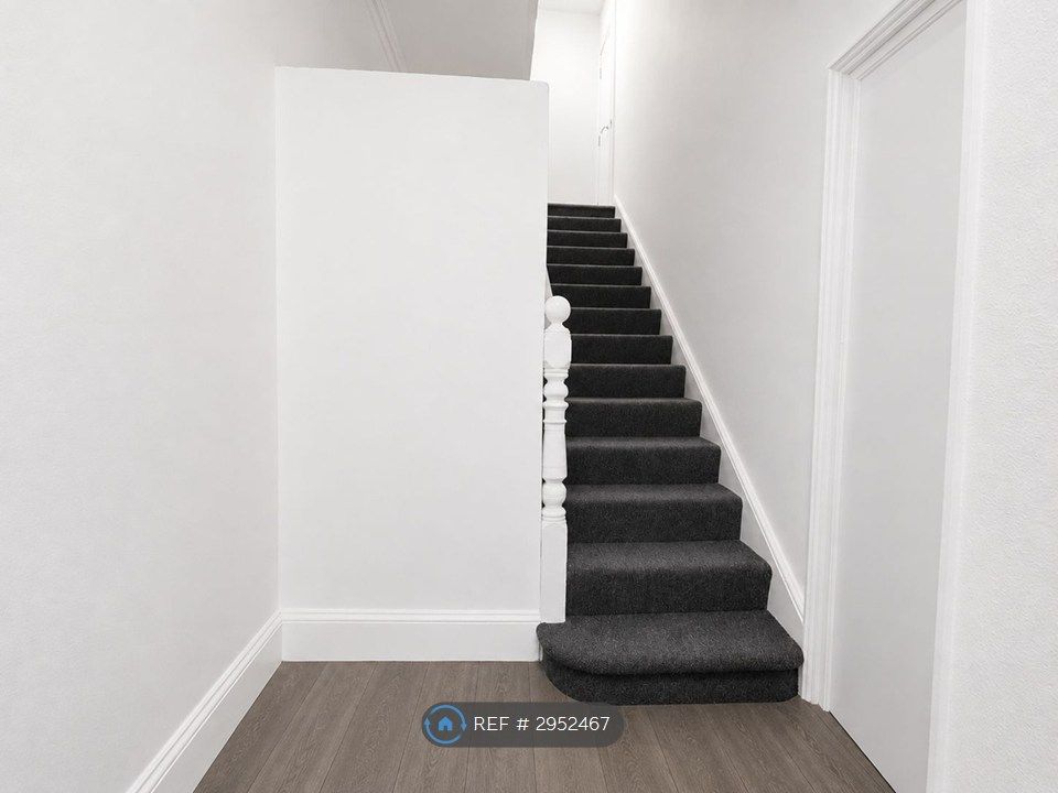 Property photo 3 of 21 Downstairs Hallway