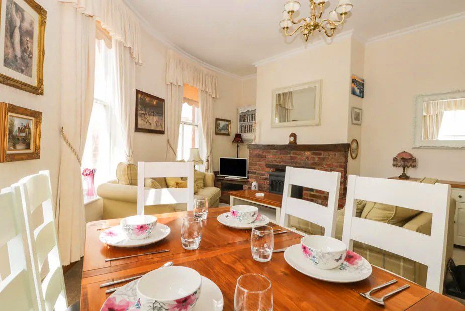 Property photo 3 of 12 3