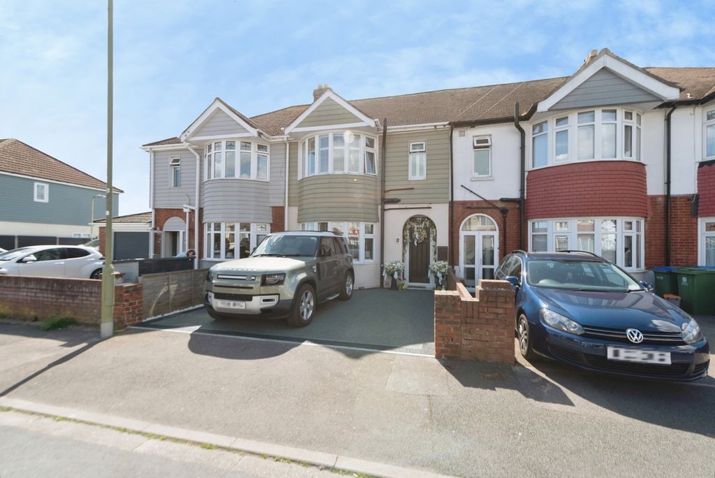 Property photo 1 of 18 Pbox-Img.Jpg