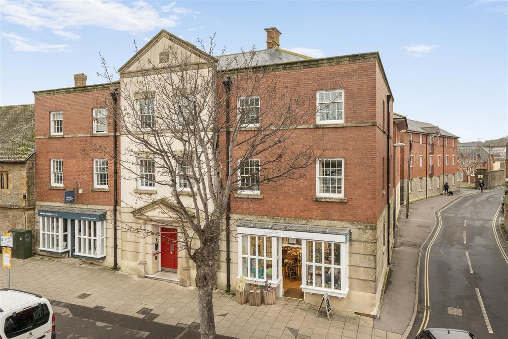 Property photo 1 of 11 1401114-3-696A34Bf5B847.Jpg