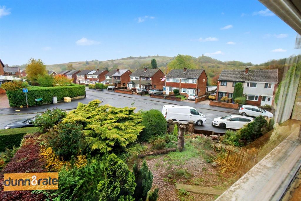 Property photo 2 of 16 Img_1861.Jpg