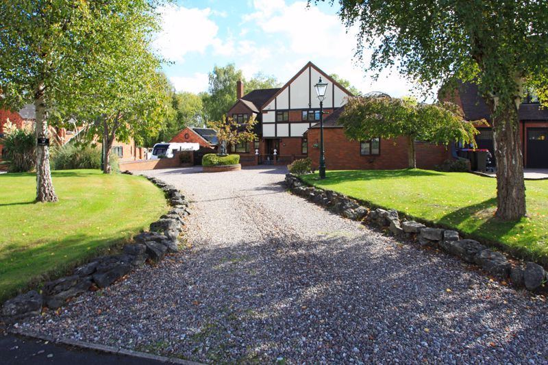 Property photo 1 of 42 Photo 5