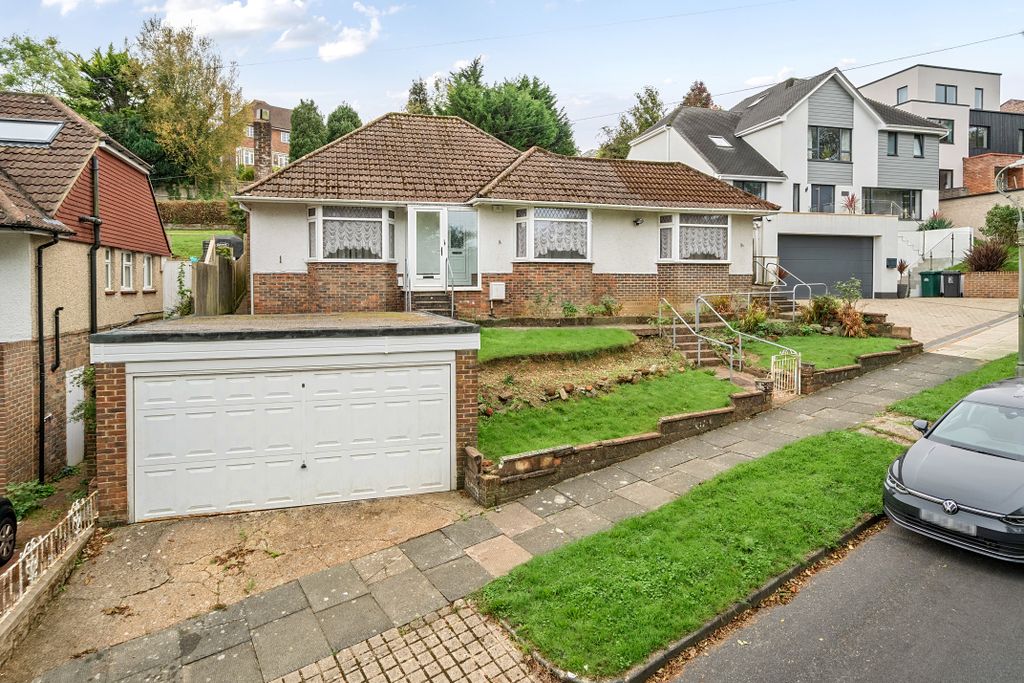 Property photo 1 of 16