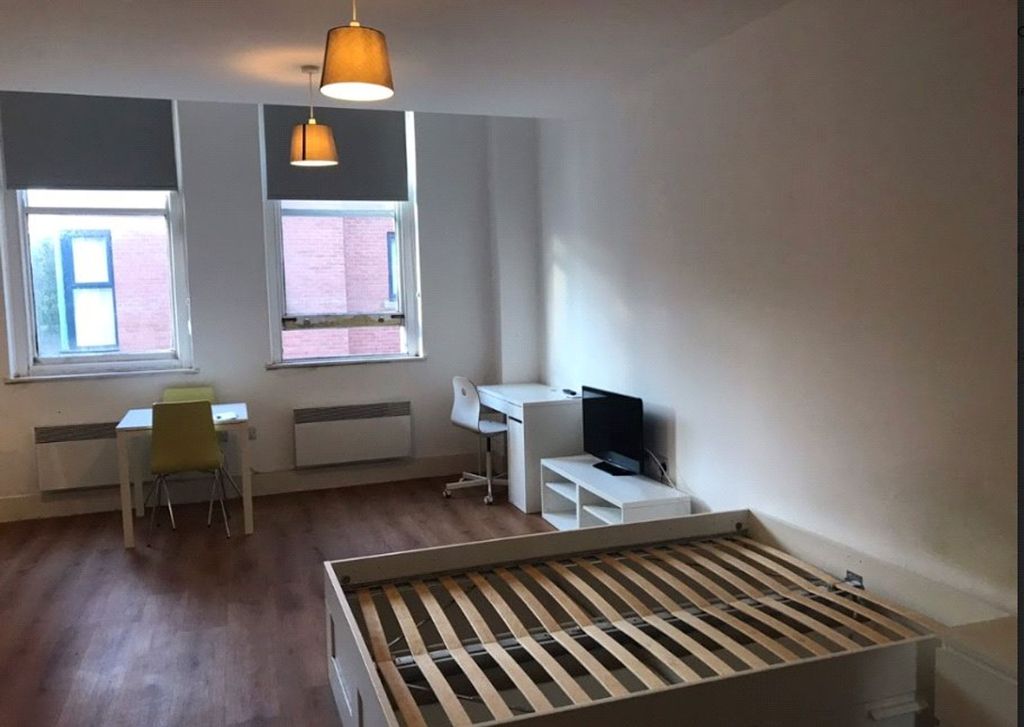 Property photo 1 of 6
