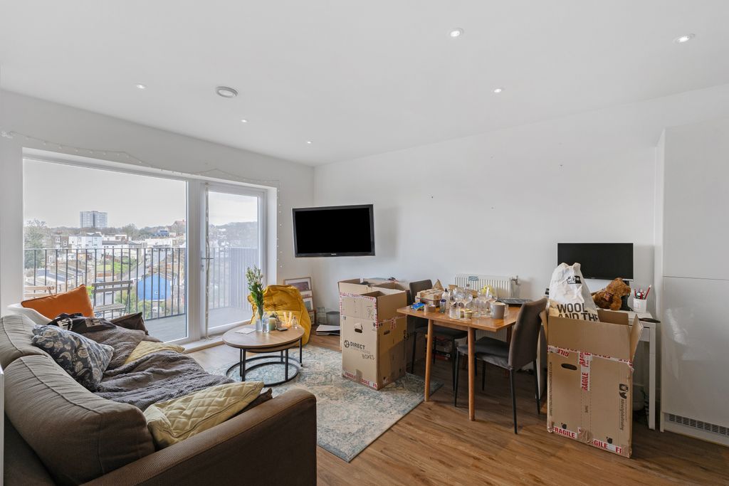 Property photo 2 of 4 Picture No. 03