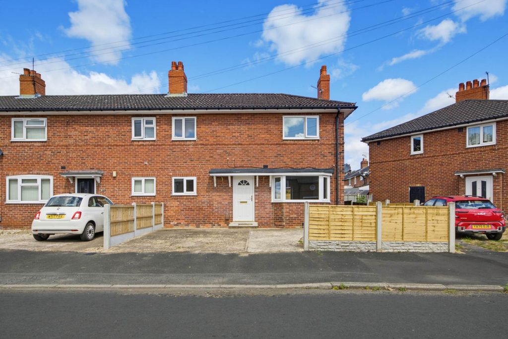 Property photo 1 of 33