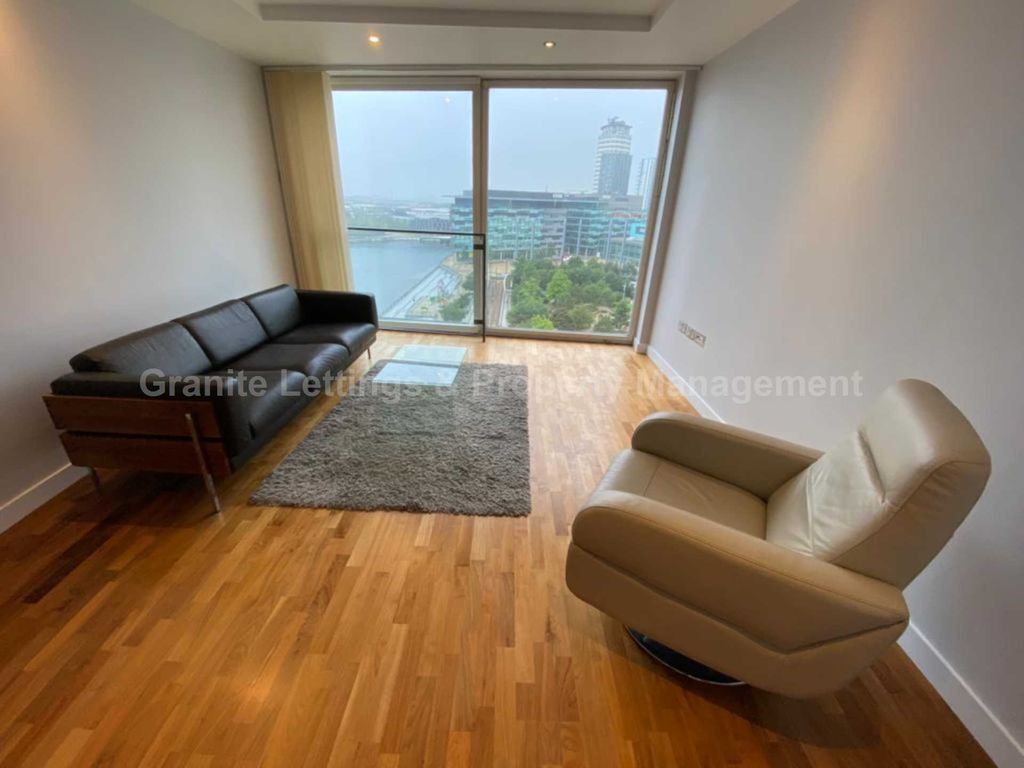 Property photo 2 of 12