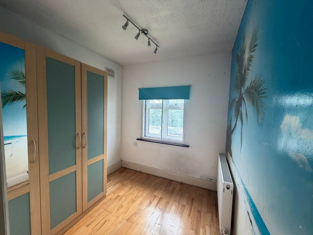 Property photo 1 of 4