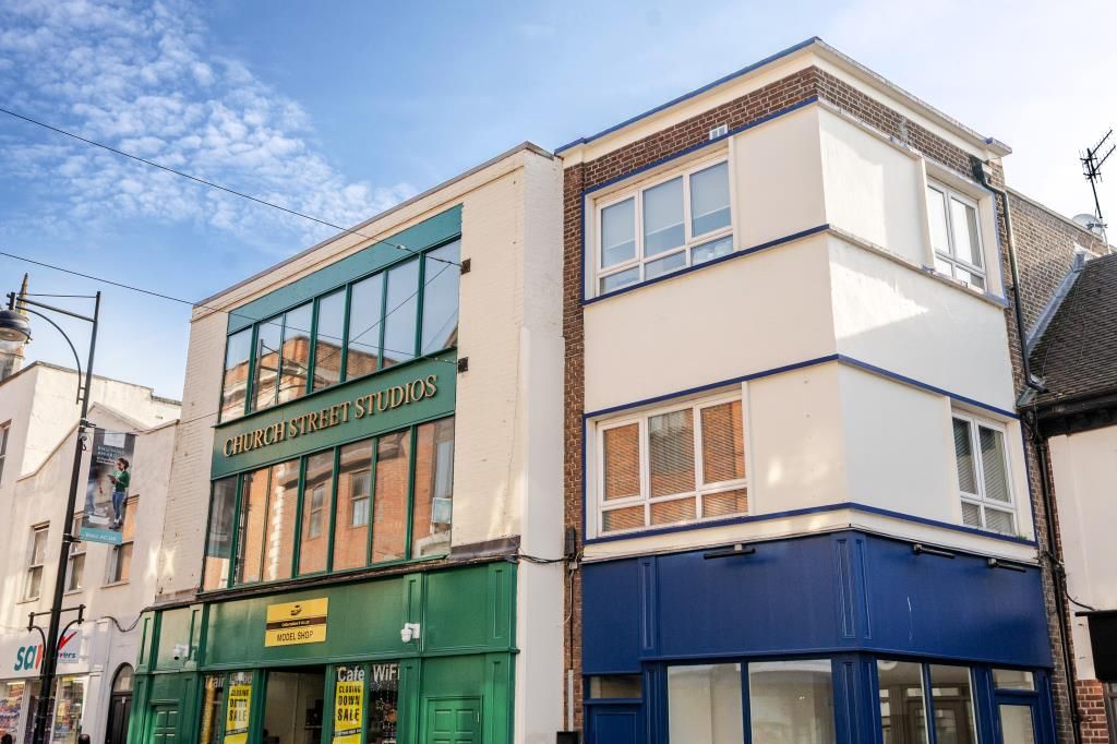 Property photo 1 of 19 External View