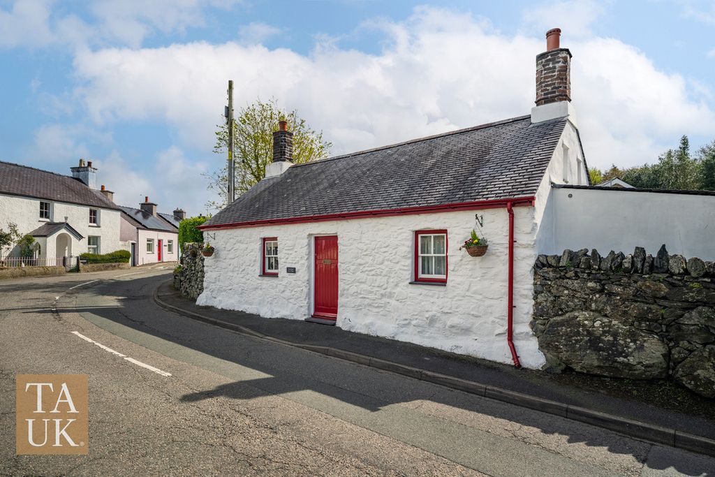 Additional image 15 of 2 bed cottage for saleLon Pant, Llanfairpwllgwyngyll LL61