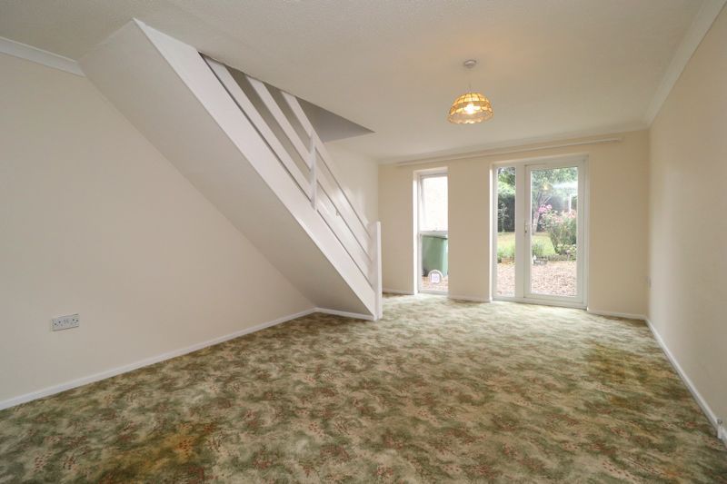 Property photo 3 of 8 Photo 5