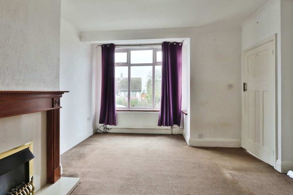 Property photo 3 of 11 3723508