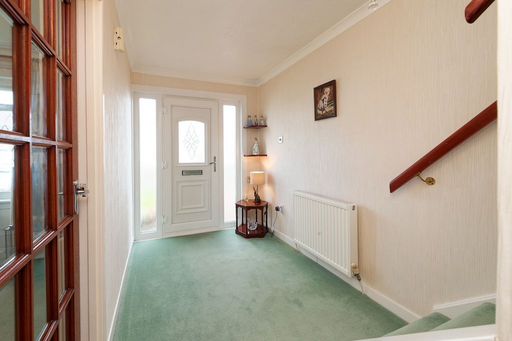 Property photo 2 of 16 Property Image 2
