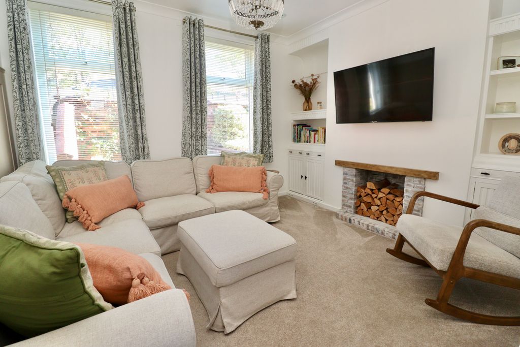 Property photo 2 of 18 Img_1328