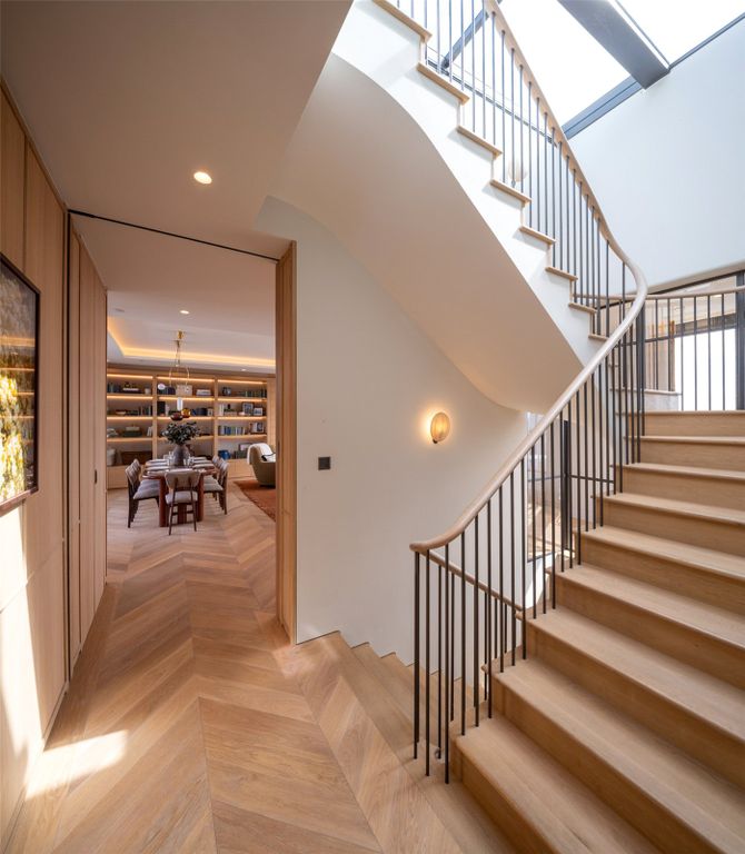 Property photo 3 of 9 Picture No. 07