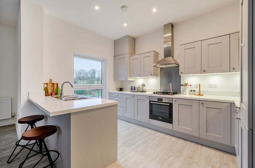 Property photo 2 of 20 1375533-25-69173A...