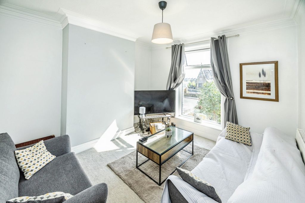 Property photo 3 of 20 24Orhudds-140826-1