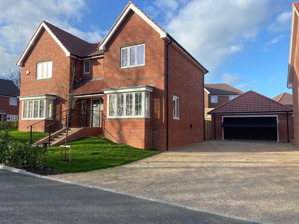 Property photo 1 of 21 Picture No. 39