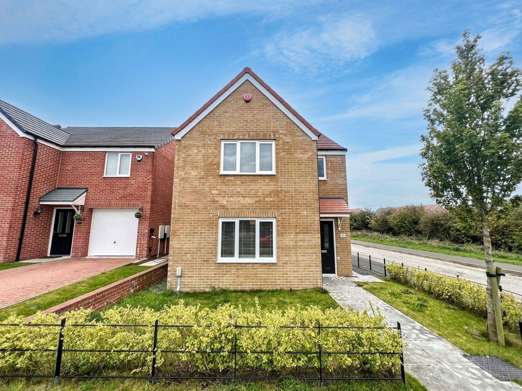 Property photo 2 of 23