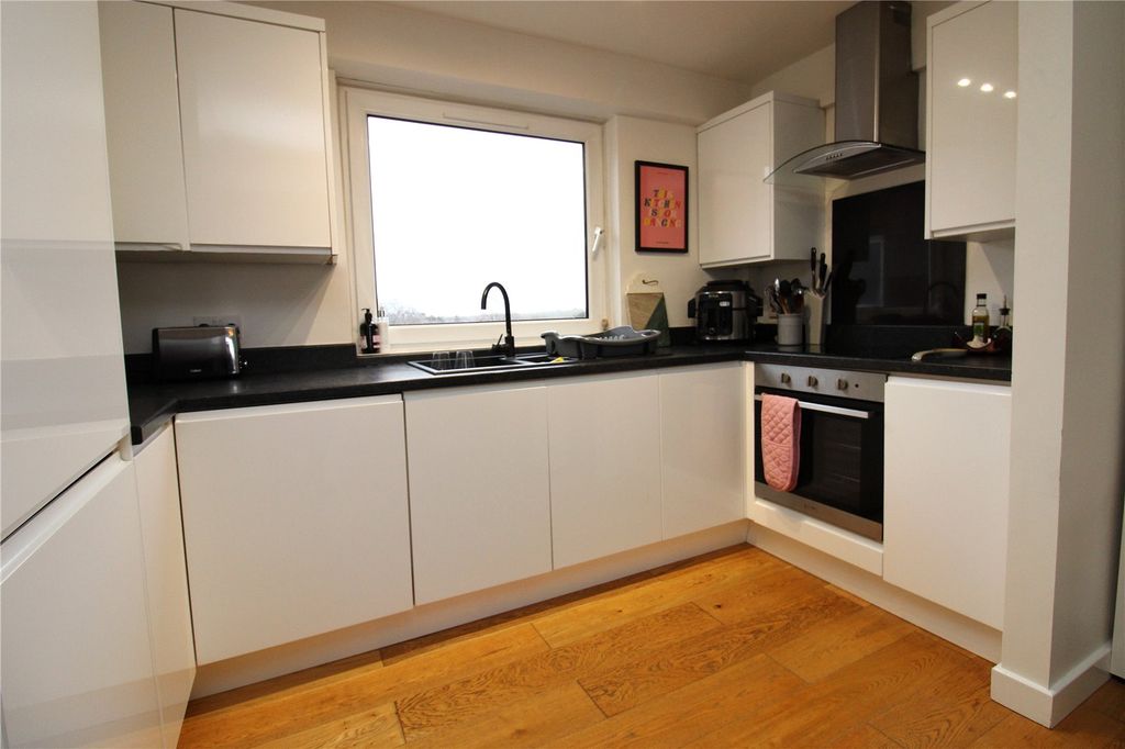 Property photo 3 of 10 Picture No. 07