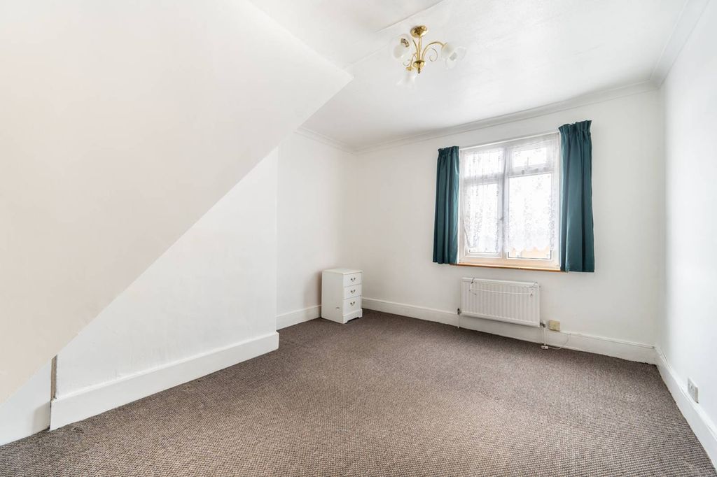 Property photo 2 of 7