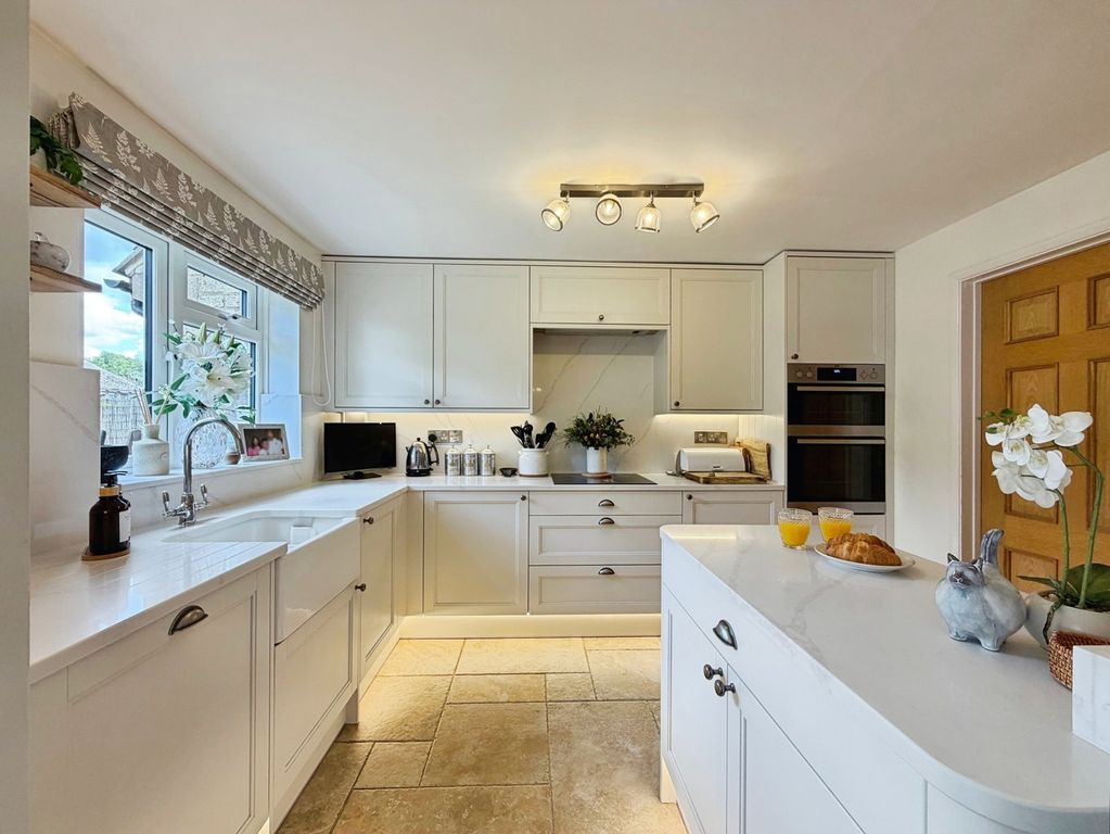 Property photo 2 of 29 Pbox-Img.Jpg