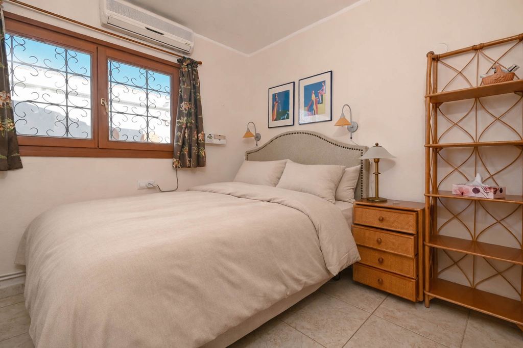 Property photo 3 of 40 Image22