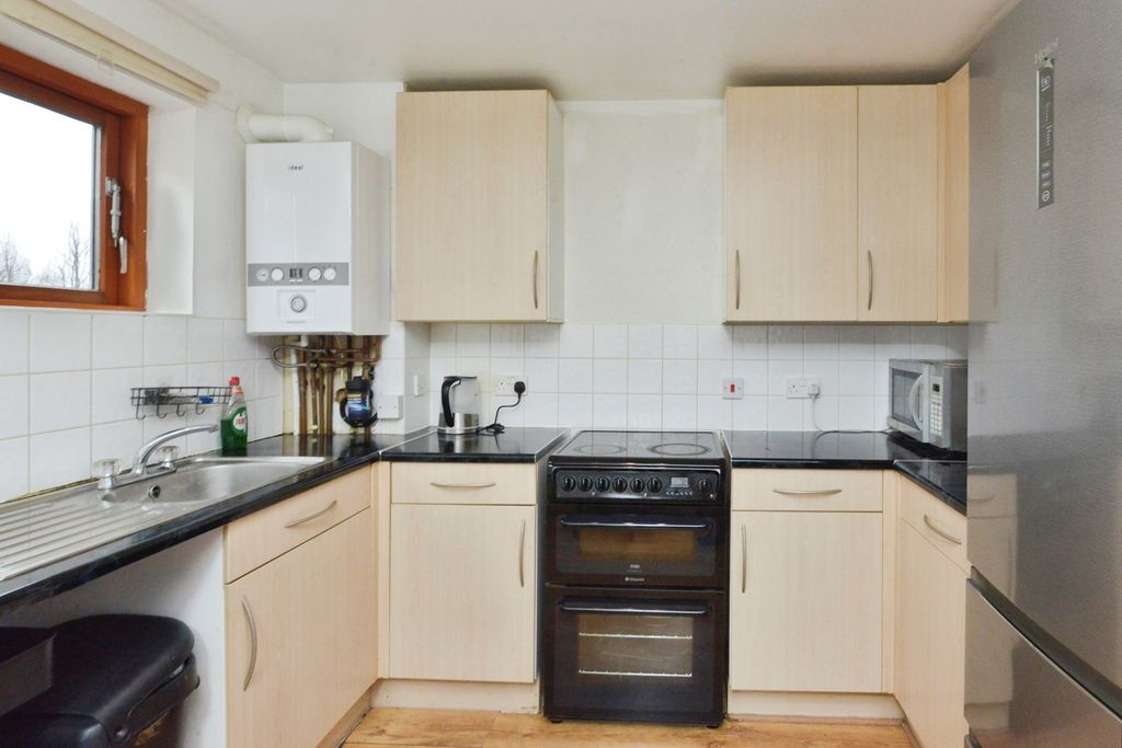 Property photo 2 of 19 Pbox-Img.Jpg