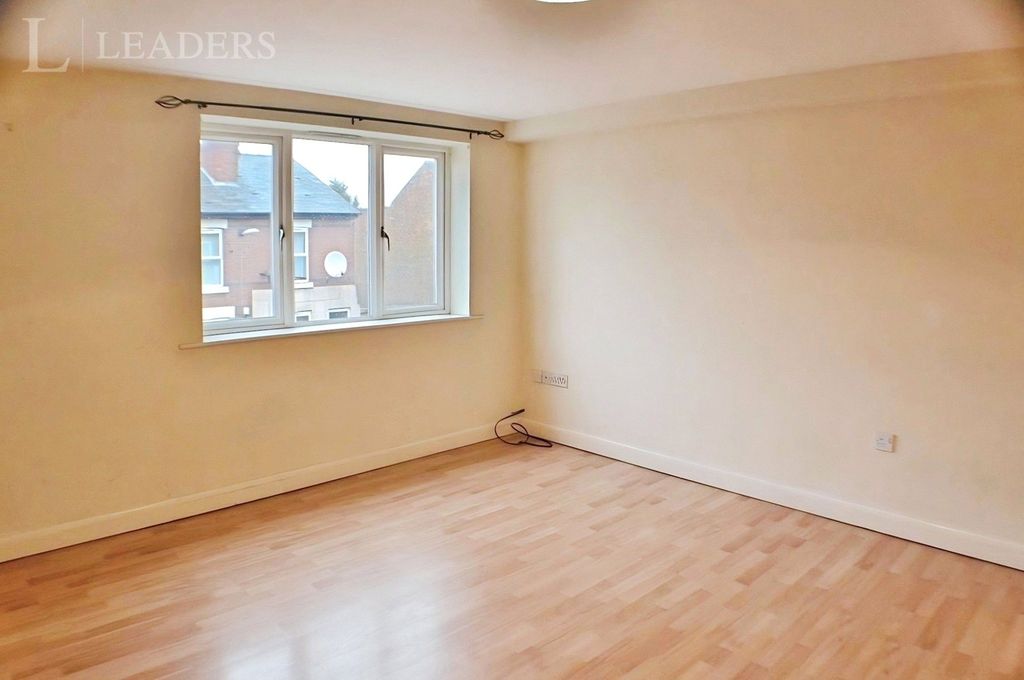 Property photo 2 of 8 Picture No. 05
