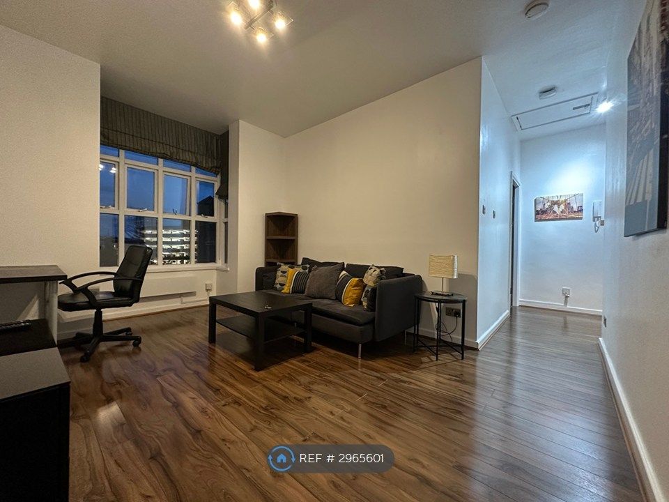 Property photo 3 of 18