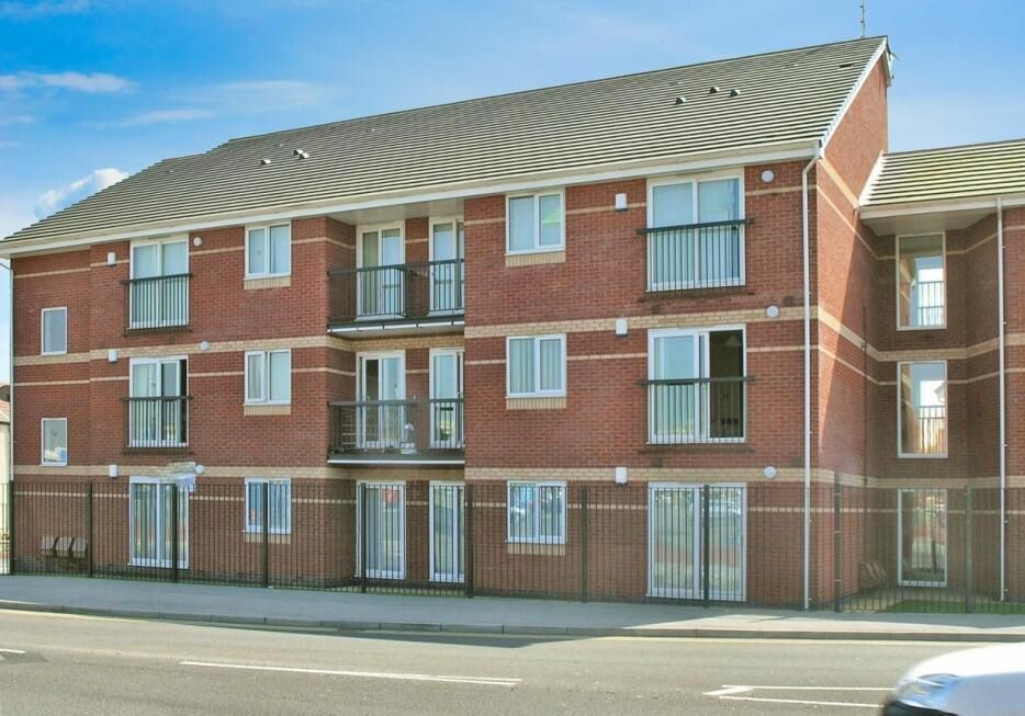 Property photo 1 of 2