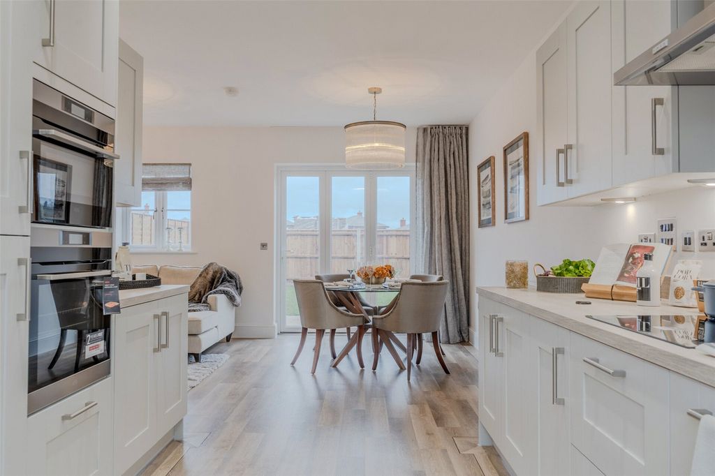 Property photo 2 of 13 Picture No. 04