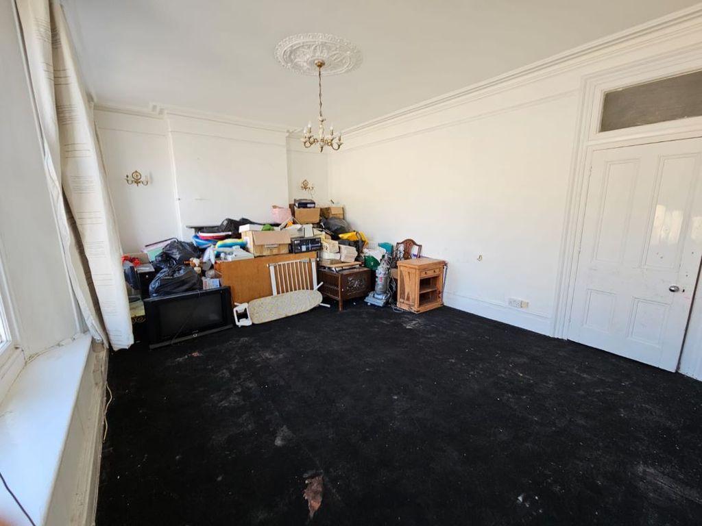 Property photo 2 of 10 Image 2