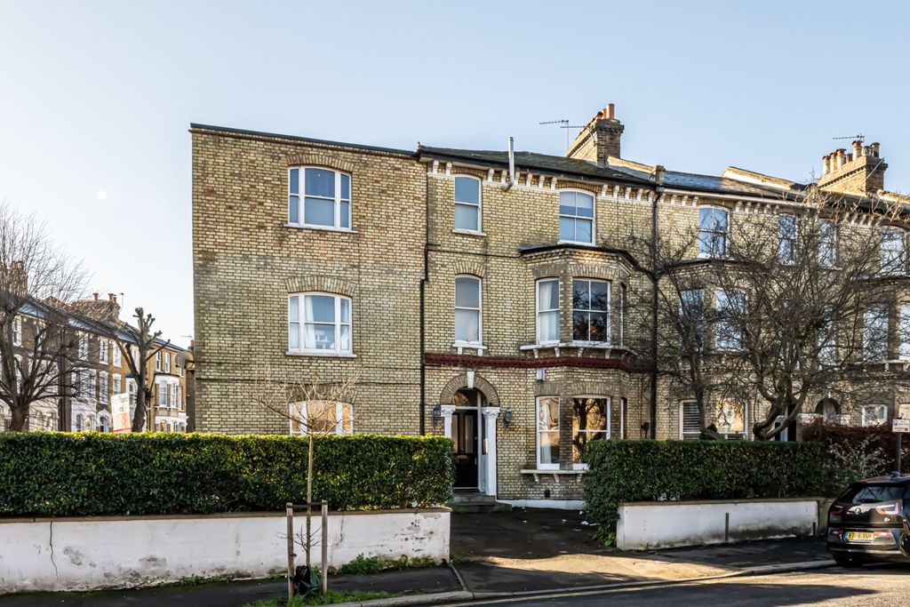 Property photo 1 of 23 2901881