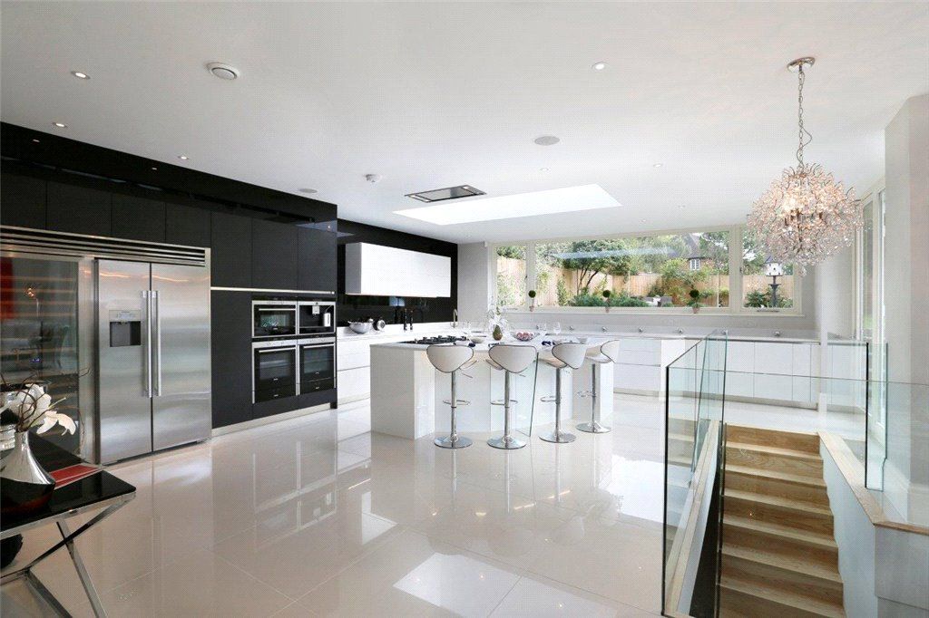 Property photo 3 of 23 Picture No. 09