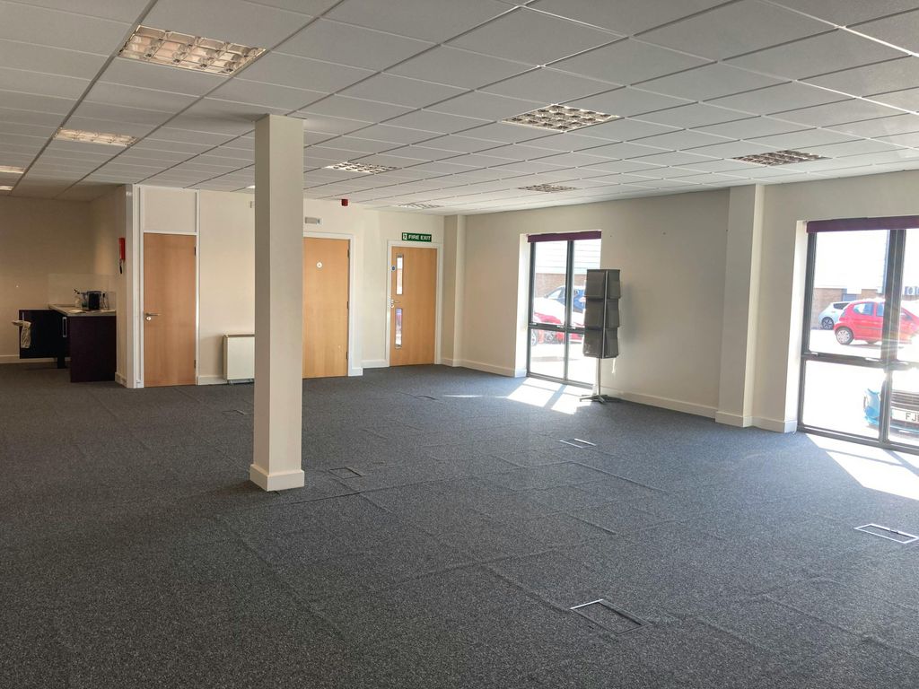 Property photo 2 of 8 Photo 2