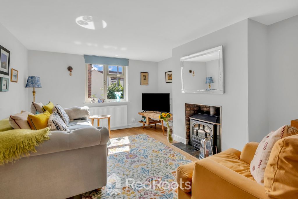 Property photo 3 of 24 3250816