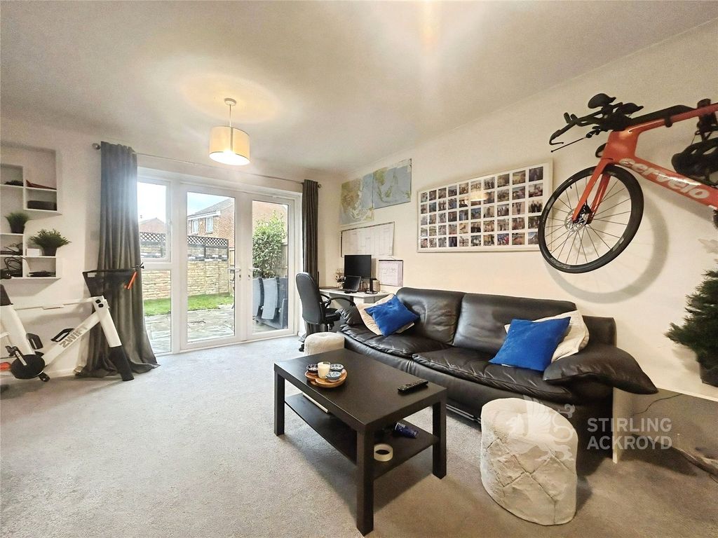 Property photo 2 of 8 Living Room