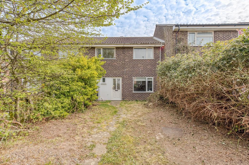 Property photo 1 of 16